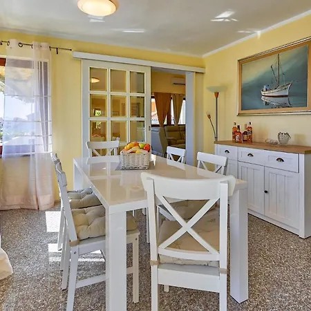 Oscar Apartments With Shared Pool * Zadar