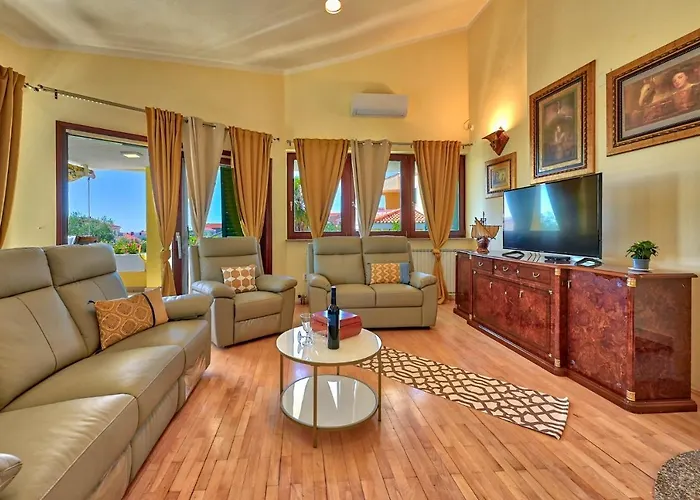 Oscar, Villa Zadar